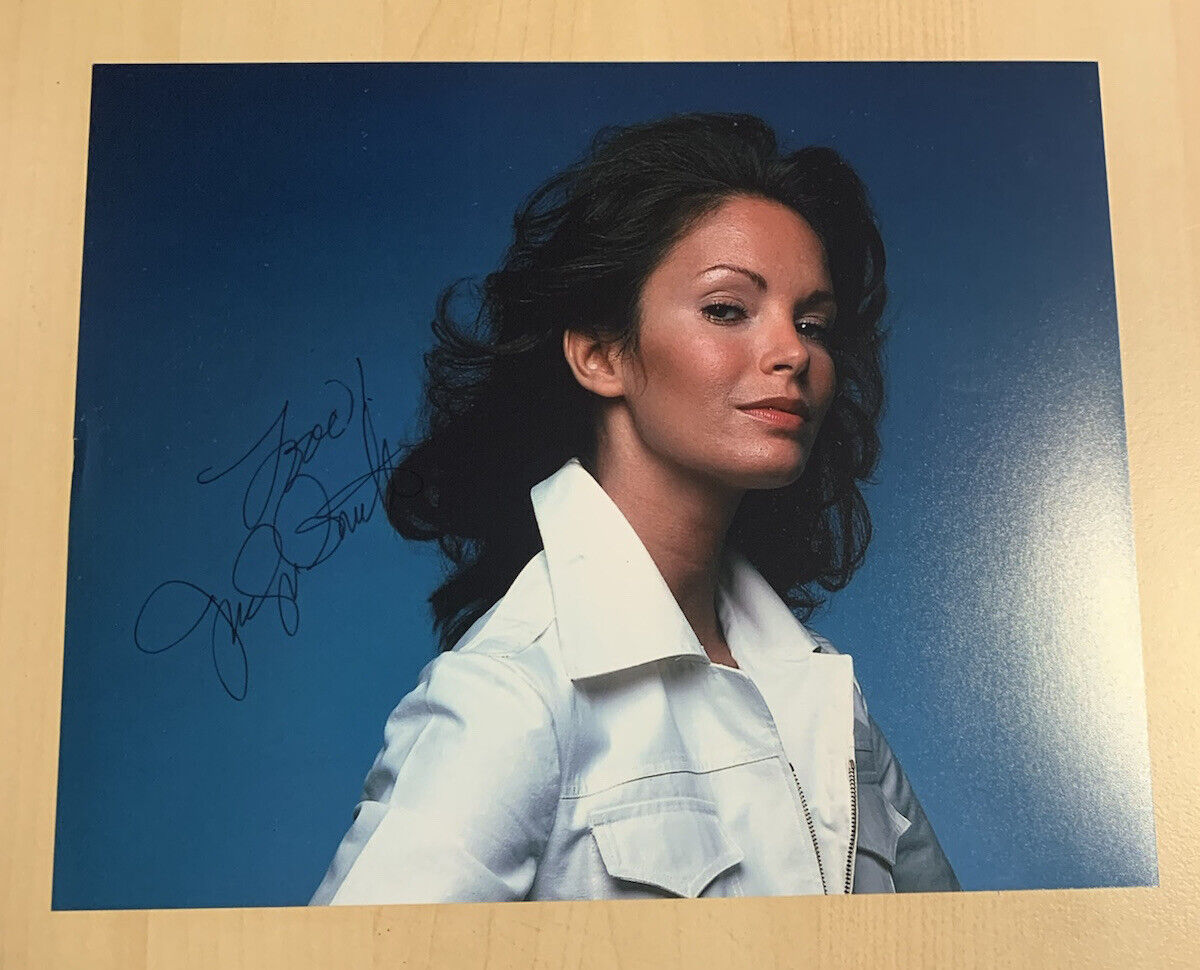 JACLYN SMITH HAND SIGNED 8x10 Photo Poster painting ACTRESS CHARLIES ANGELS SEXY AUTOGRAPHED COA