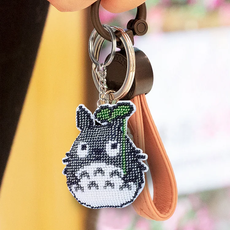 Leaf Cat Beaded Embroidery Key Ring Car Backpack Pendant Handcraft (Y065)