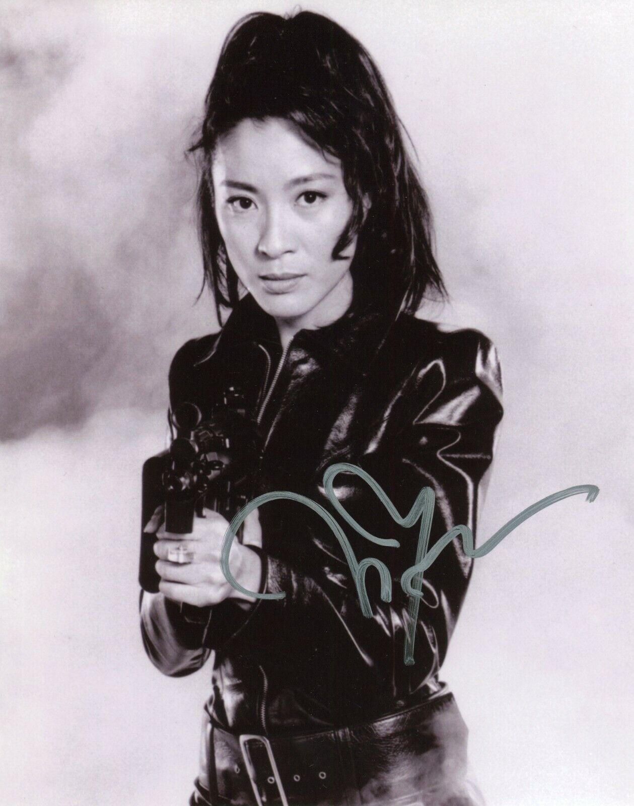 MICHELLE YEOH Authentic Hand-Signed 007 Tomorrow Never Dies