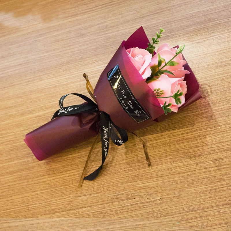 Creative Valentine’s Day Soap Bouquet Teacher’s Day Gift Carnation Soap Flowers 3 Pieces Small Bouquet Street Push