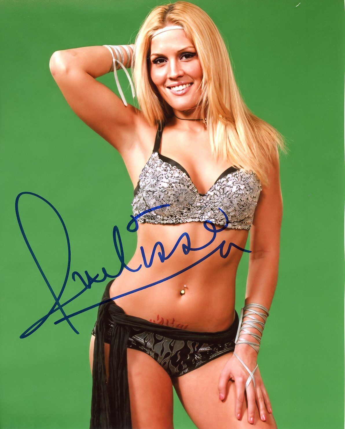 Ivelisse autographed 8x10 AEW Sexy Hot WWE AEW #9