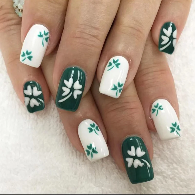 Churchf Nail Nail Square St. Patrick's Day Clover Scrub Finished Lucky Grass Nail Patch