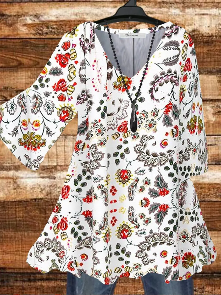 Women 3/4 Sleeve V-neck Floral Printed Graphic Top