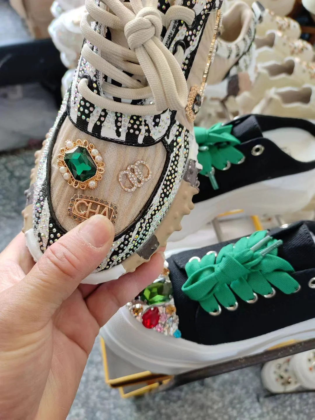 Wongn Wongn Shoes Female 2023 European Goods Hot Style Shoes New Summer Breathable Single Shoes Thick Sole Recreational Sports Water Diamond Net Shoes