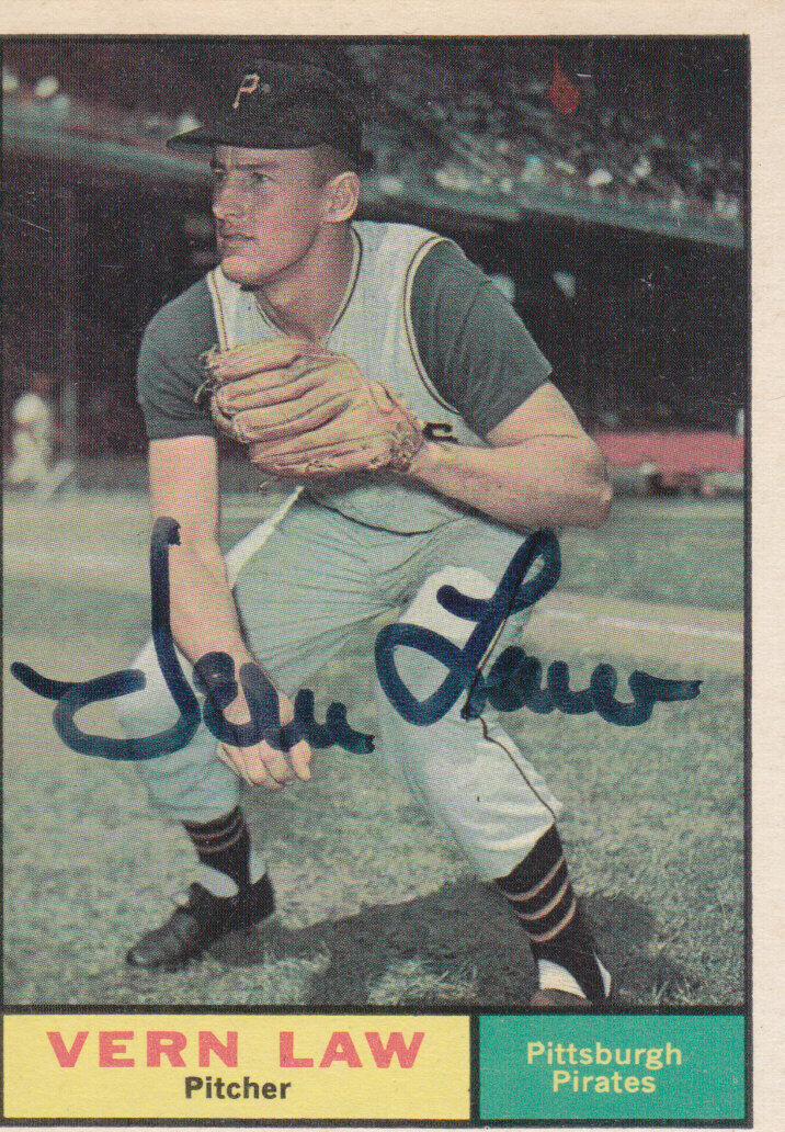 Vern Law Autograph 1961 Topps Pittsburgh Pirates Card