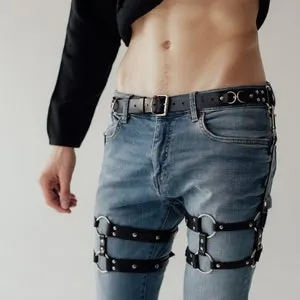 pornhint Pornhint Thigh harness Leather harness men Leg garter Fetish harness Mens body harness BDSM gear Thigh garter Gay harness