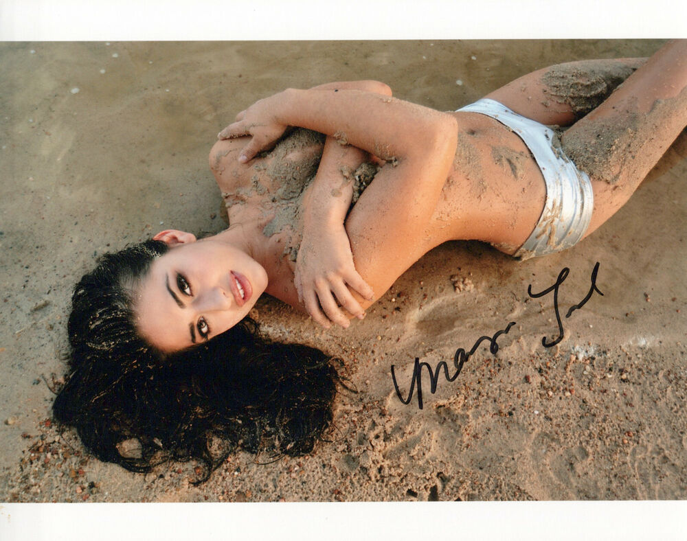 Mayra Leal glamour shot autographed Photo Poster painting signed 8x10 #2