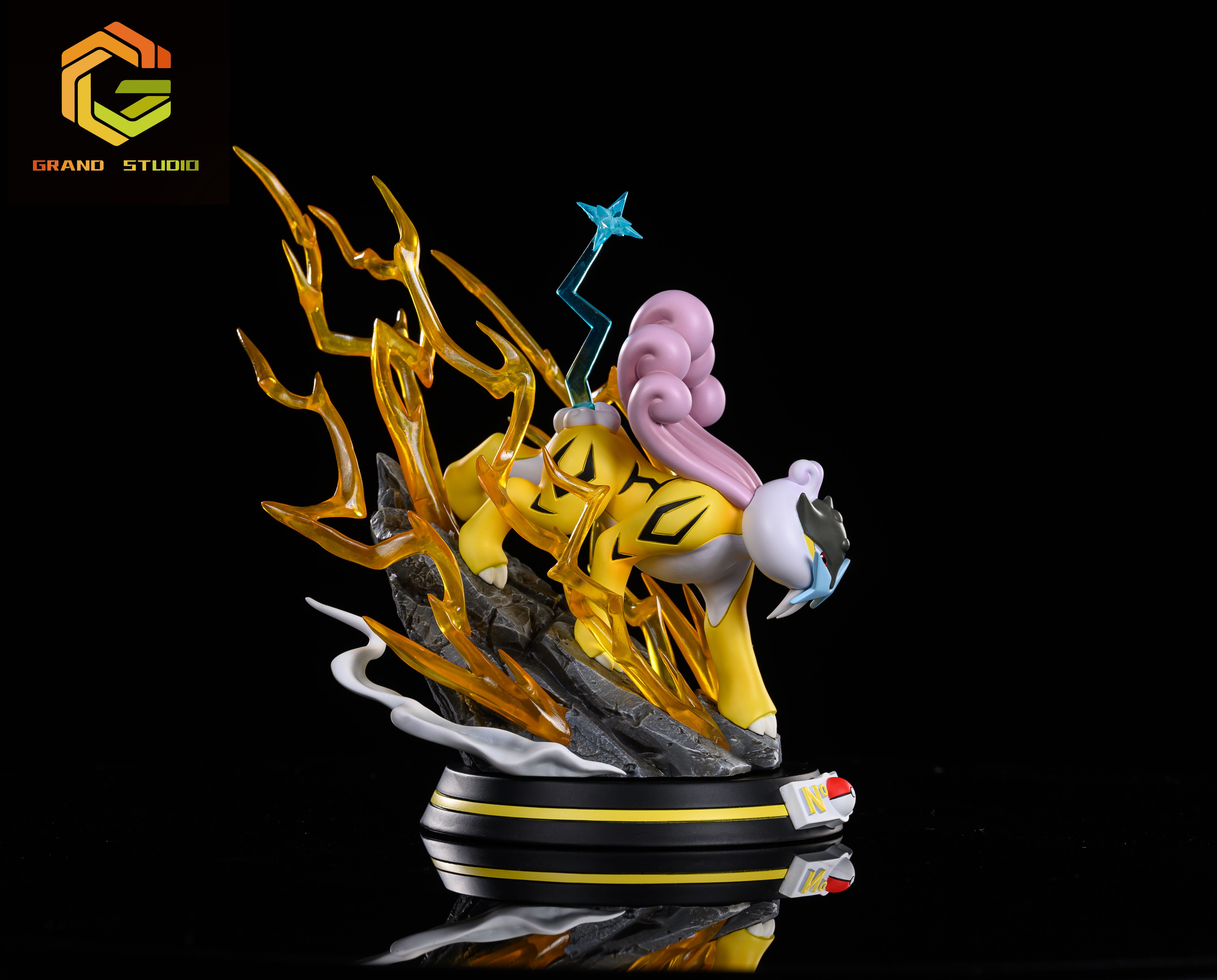 PREORDER Grand Studio & TPS Studio Pokemon Raikou Statue(GK)