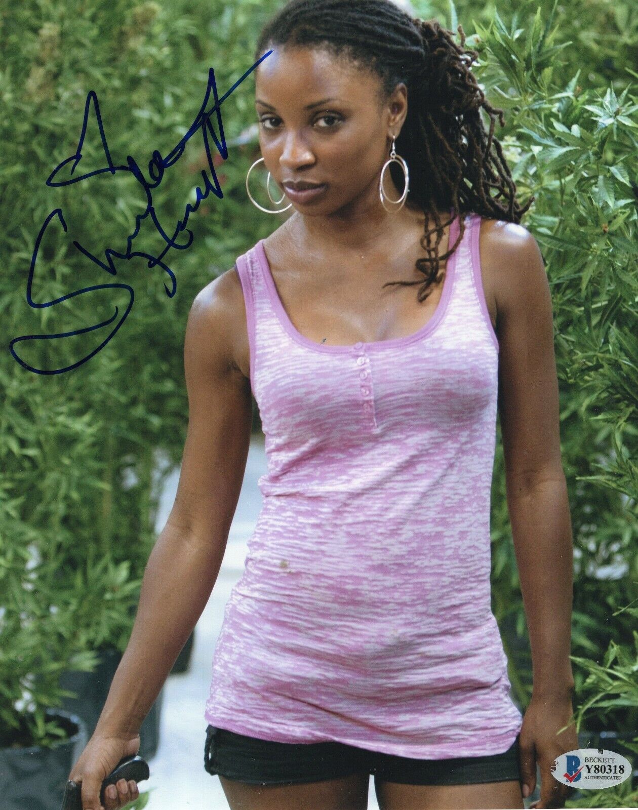 Shanola Hampton Veronica V Shameless Signed 8x10 Photo Poster painting w/Beckett COA Y80318