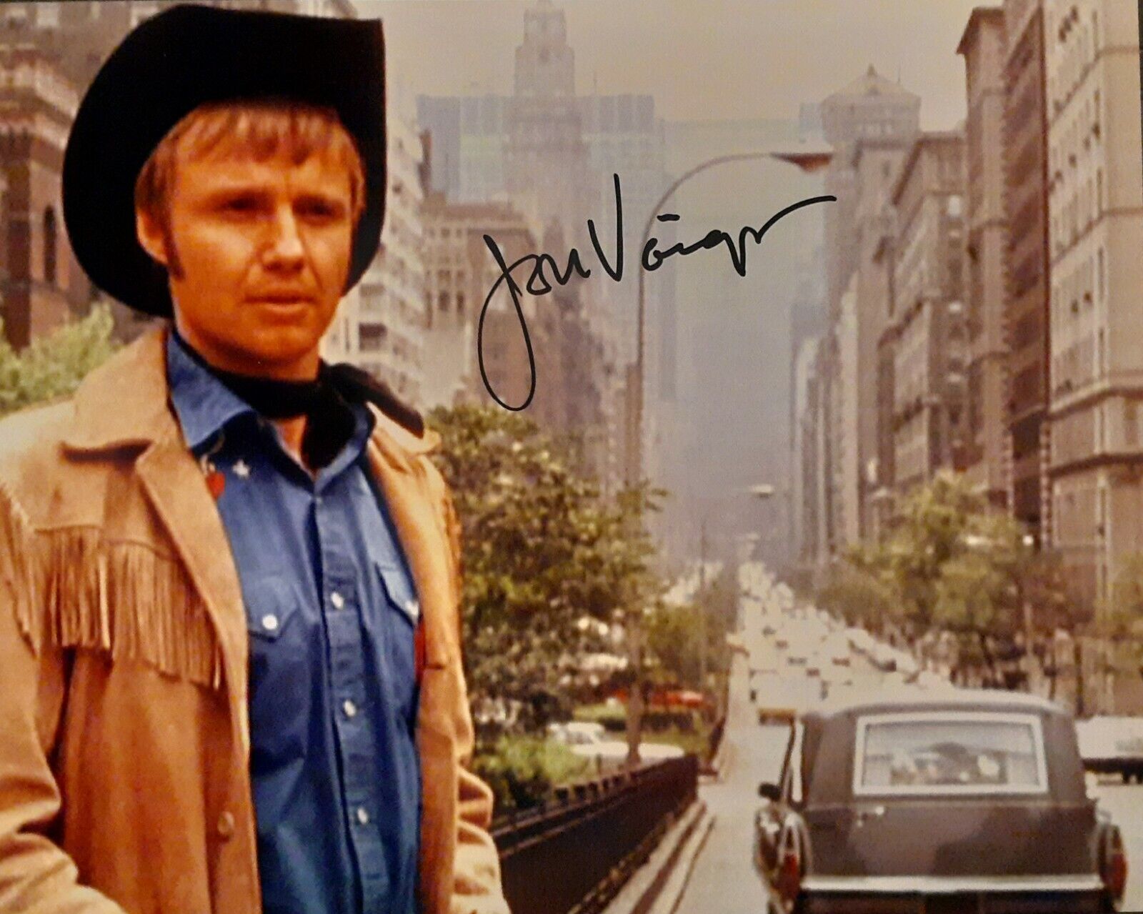 Jon Voight signed 8x10