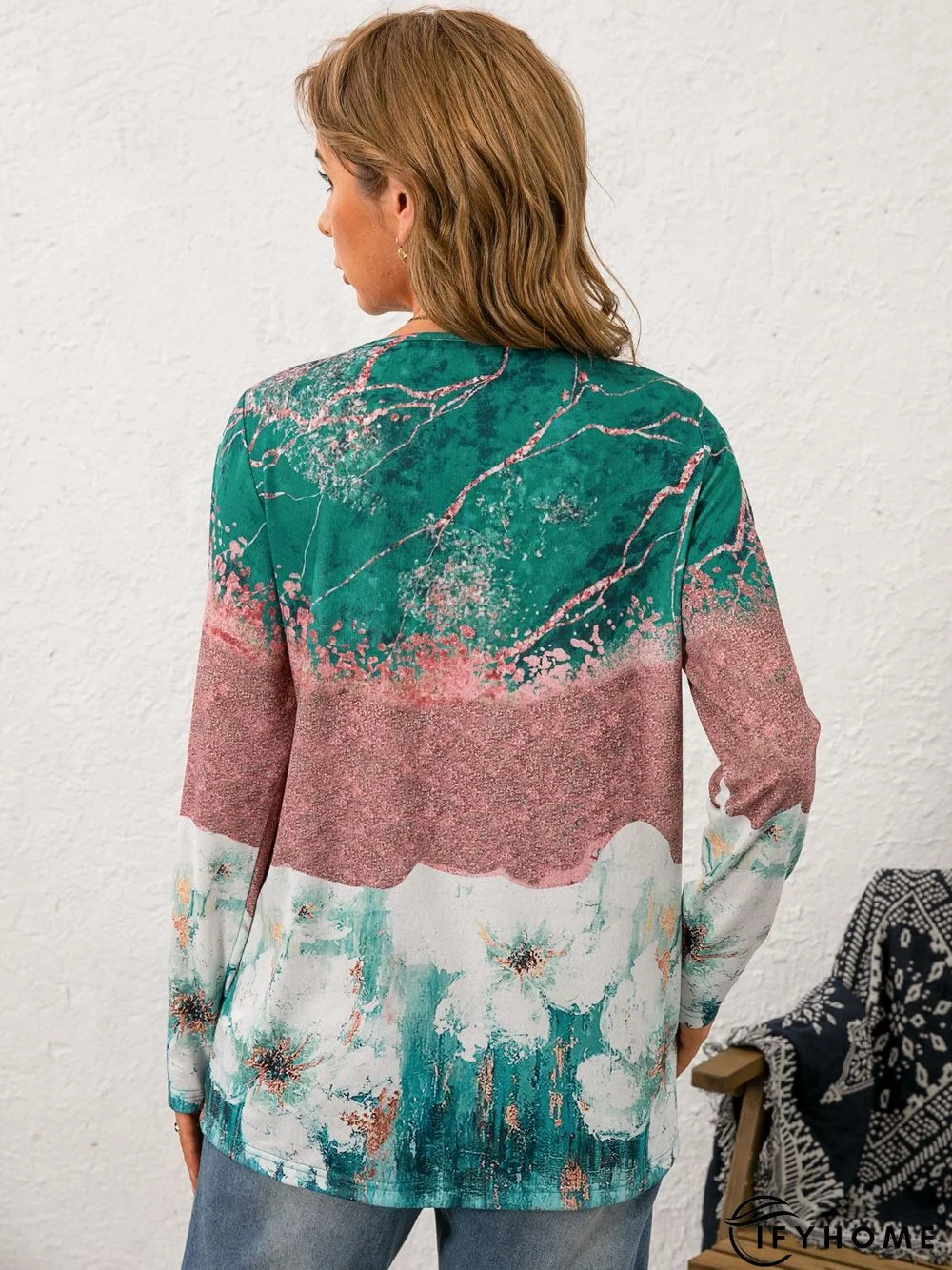 Cotton-Blend Abstract Fit V Neck Top | IFYHOME