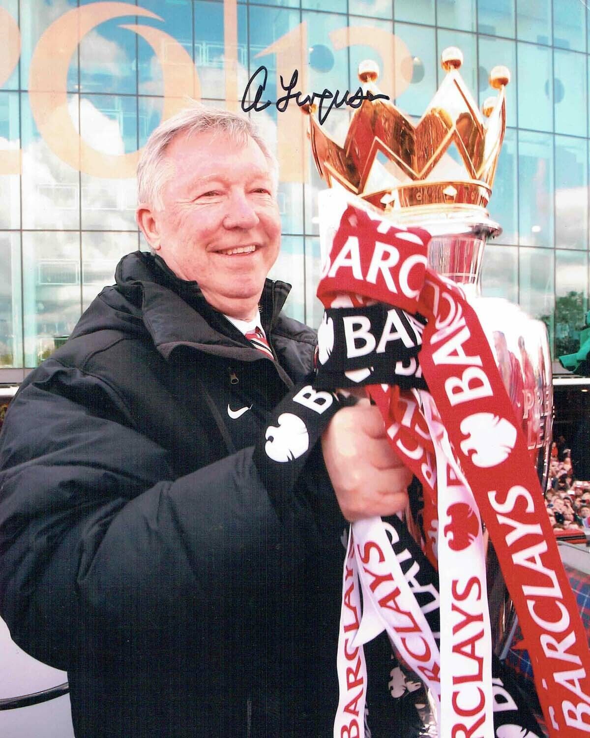 Sir Alex FERGUSON Signed Autograph 10x8 Photo Poster painting AFTAL COA Manchester United Legend