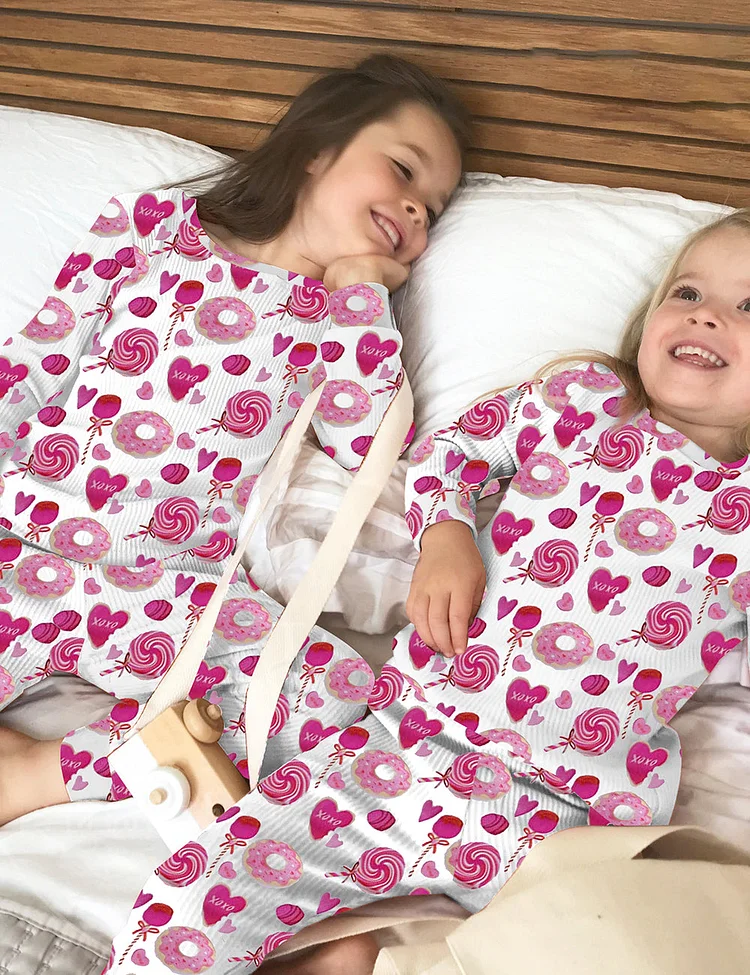 Kid's Valentine's Day Pajama Set