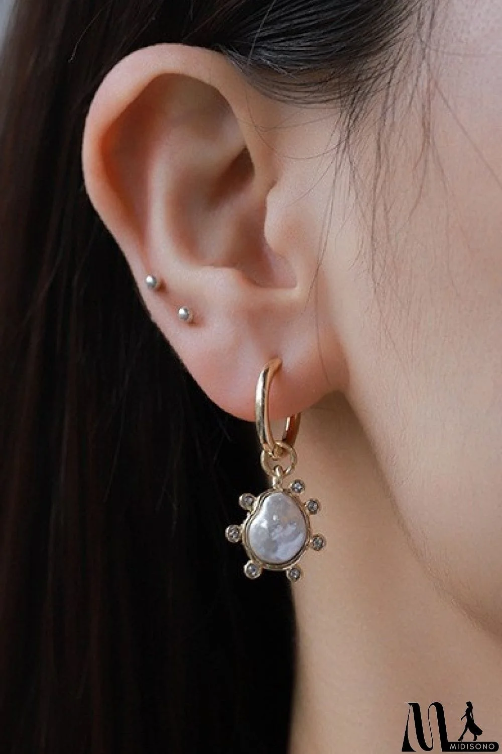 MidiSono - Rhinestone Decor Drop Earrings