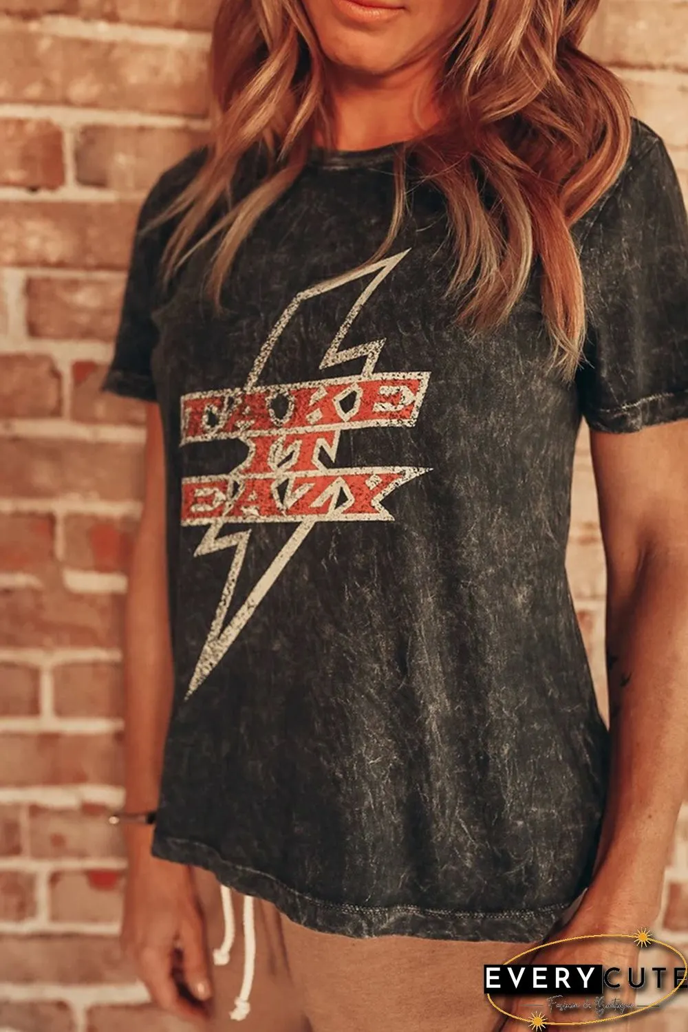 TAKE IT EAZY Graphic T-shirt