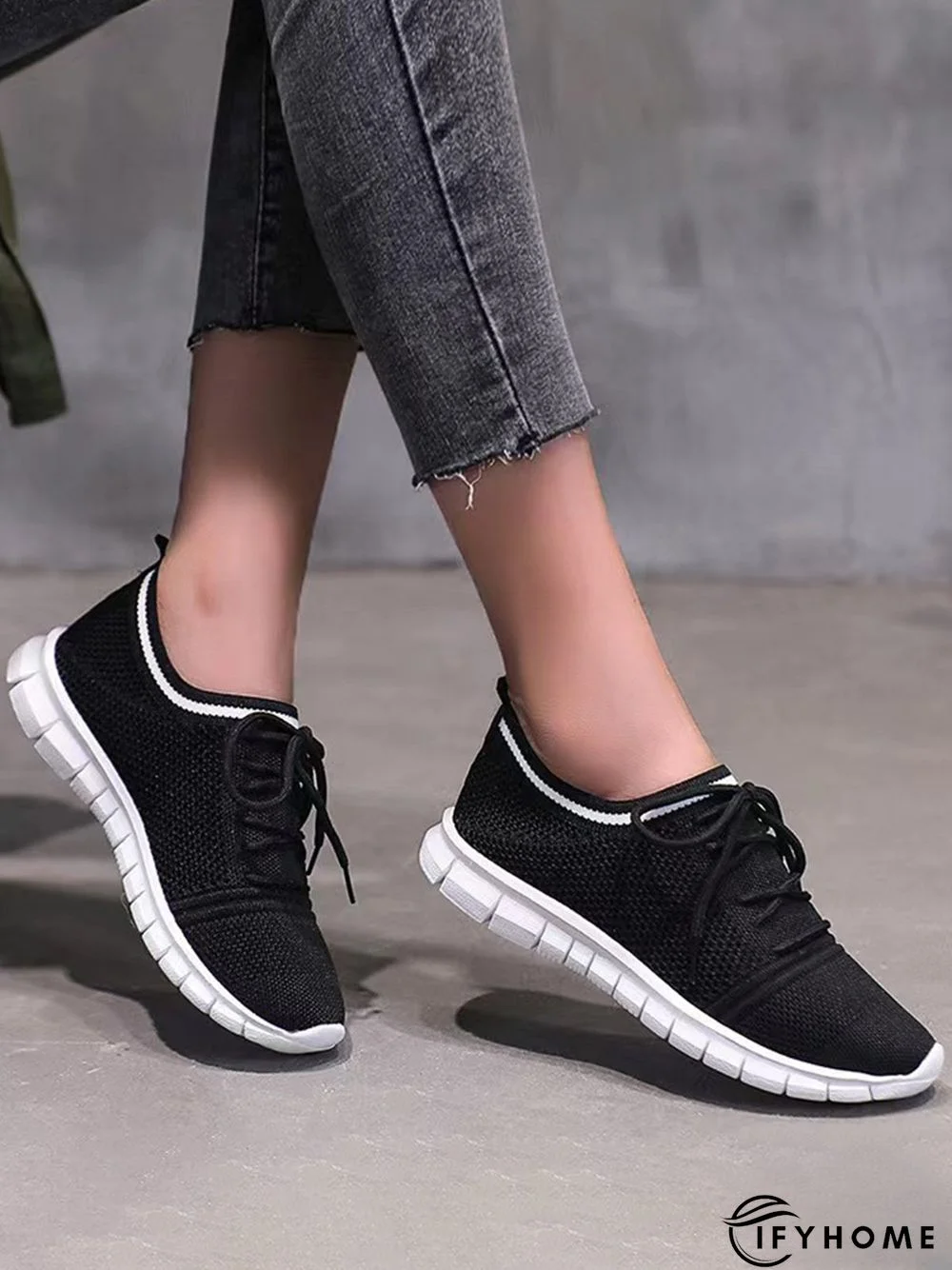 Lightweight Breathable Flyknit Lace-Up Sneakers | IFYHOME