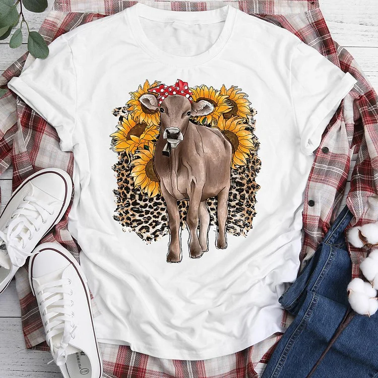 Sunflower And Red Bandana Cows Retro Tee-05659