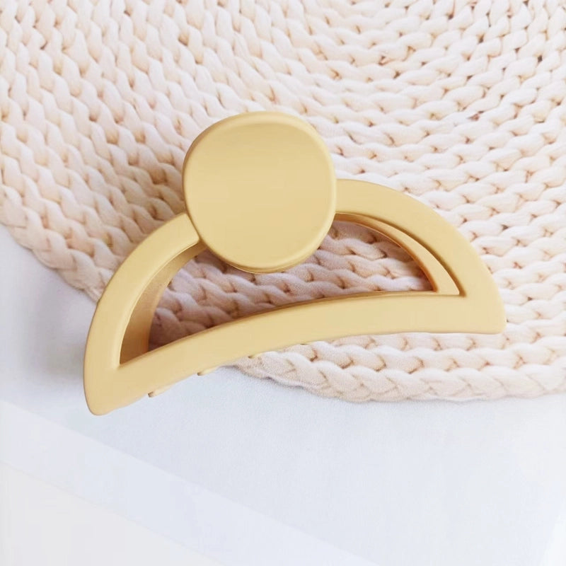 Milk Tea Color Grab Clip Girl’s Hair Grab Head Shark Clip Summer Hair Clip Hair Accessories