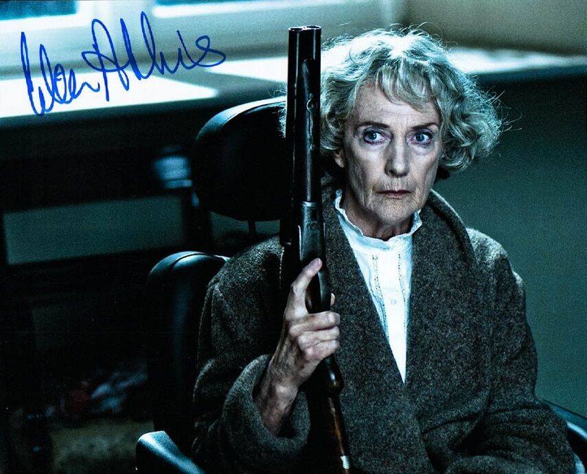 EILEEN ATKINS In-person Signed Photo Poster painting - WILD TARGET