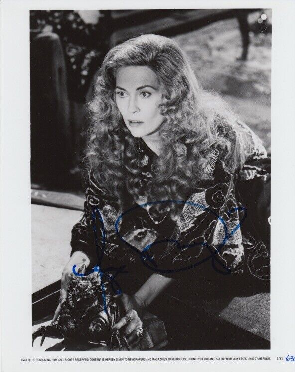 Faye Dunaway (Supergirl) signed 8x10 Photo Poster painting in-person