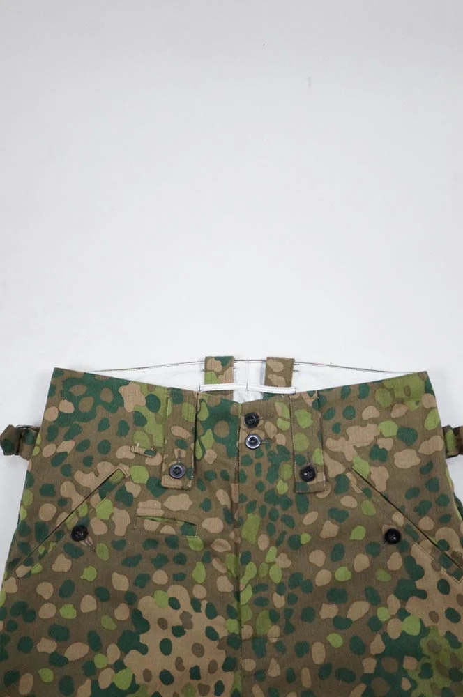   Elite German DOT 44 Camo M1943 Field Trousers German-Uniform