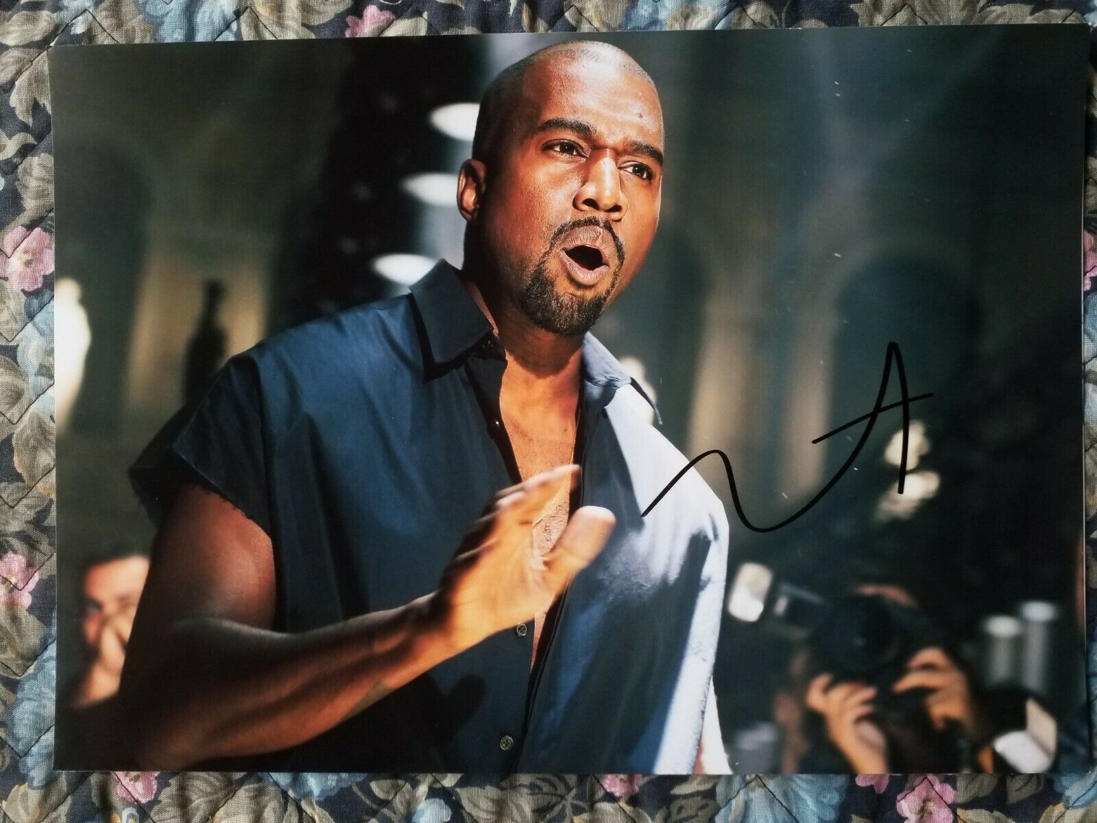 KANYE WEST Authentic Autographed Signed 8.2 x 11.5 Photo Poster painting