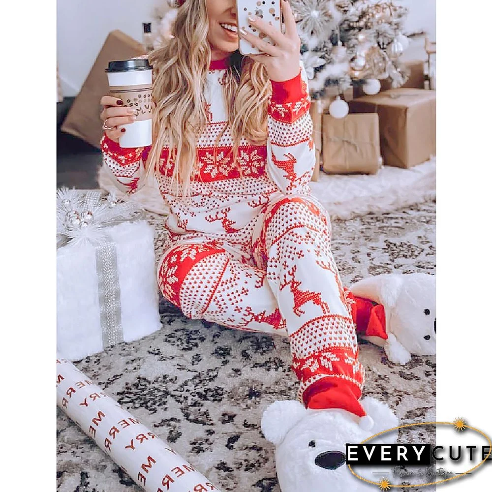 Red Snow Reindeer Christmas Mom Loungewear