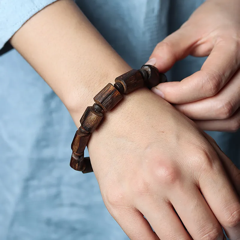 Indonesian Daragan Agarwood Bracelet Sinking Water Natural Formed Agarwood Buddhist Beads Bracelet 11-12mm