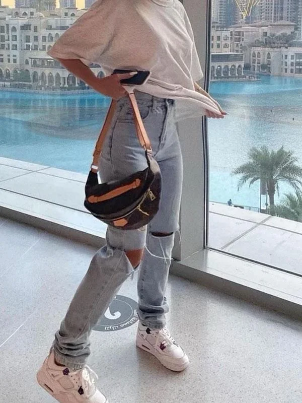 High waist ripped jeans