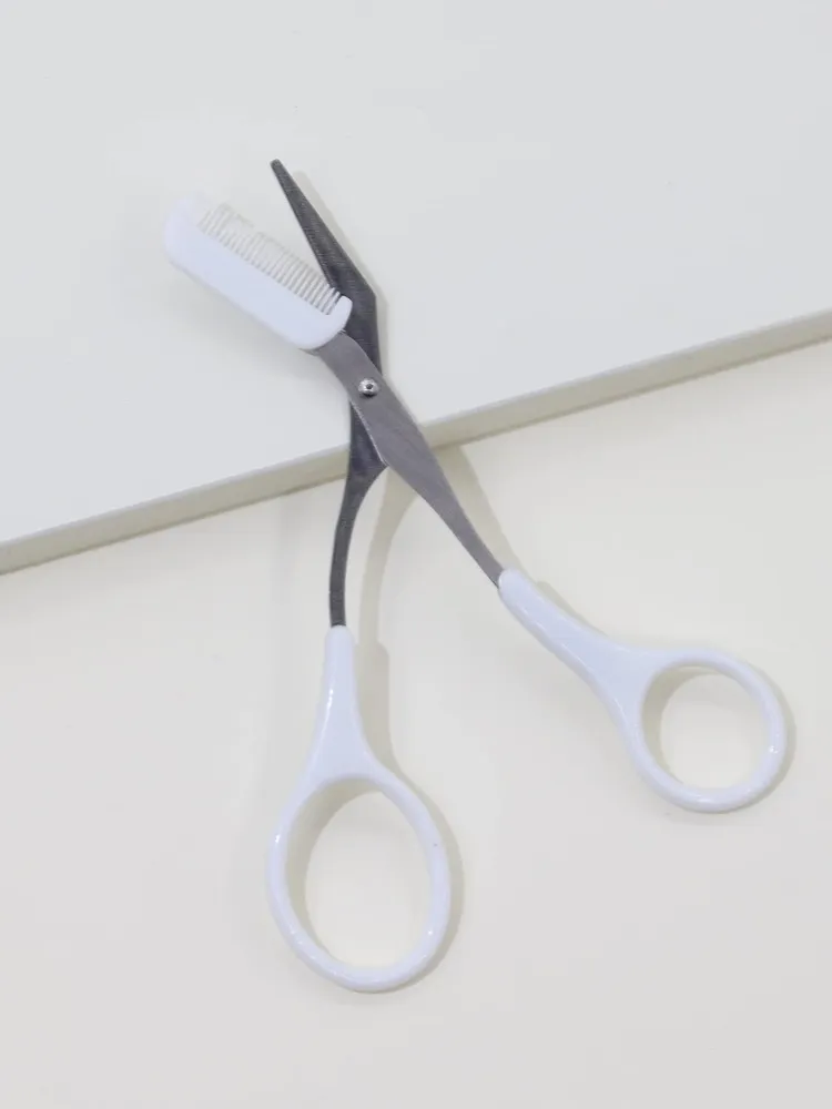Eyebrow Trimming Scissor With Comb