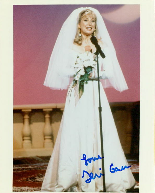 Teri Garr signed 8x10 Photo Poster painting In-person