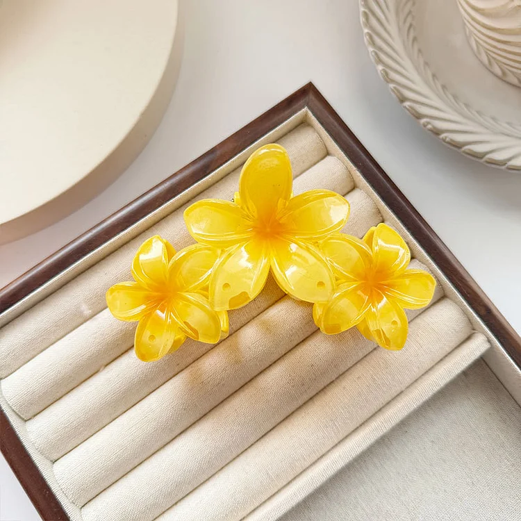Three Plumeria Shark Clip