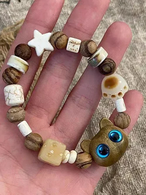 Women's Cute Cat Head Beaded Vintage Wooden Bracelet