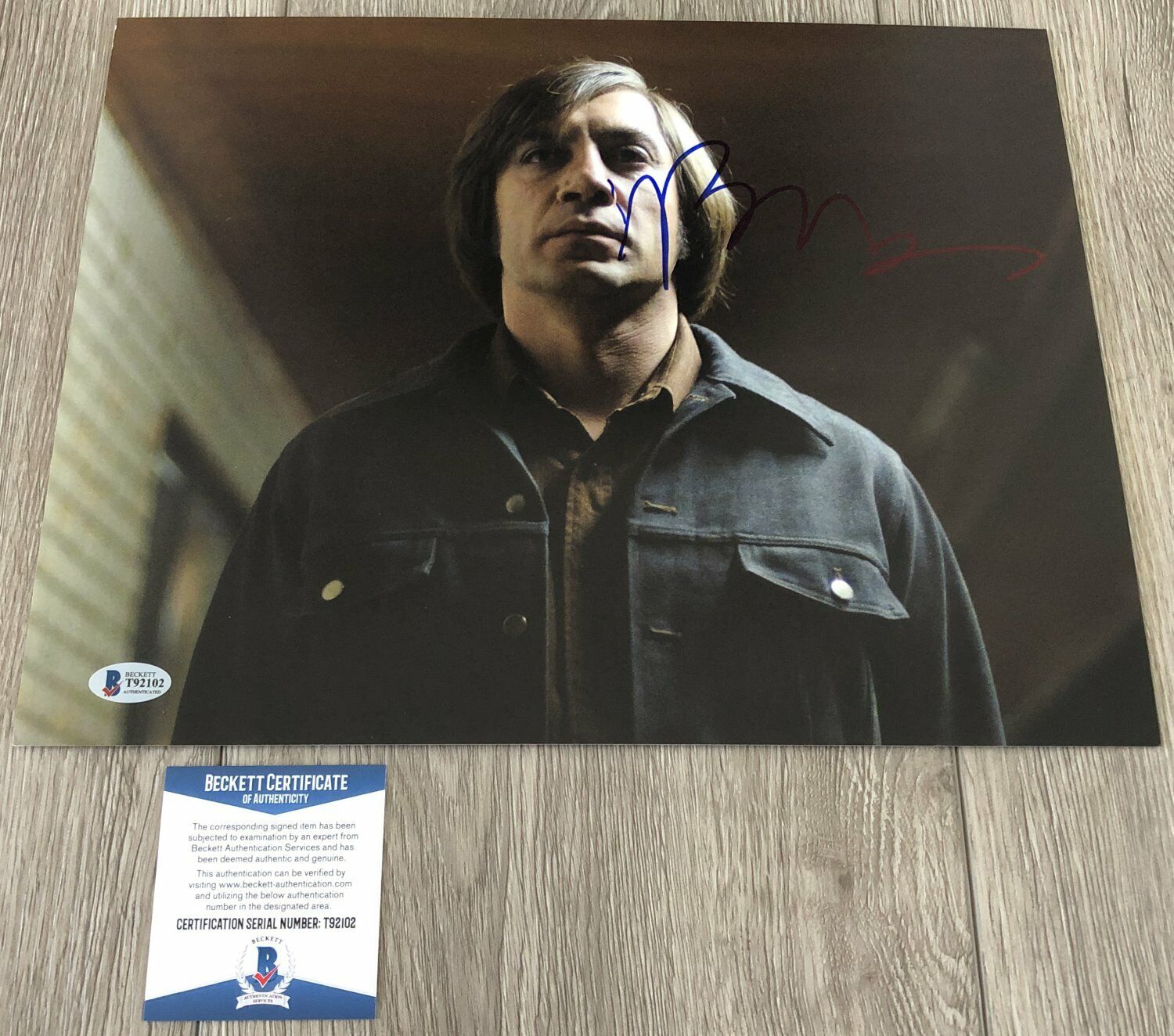 JAVIER BARDEM SIGNED NO COUNTRY FOR OLD MEN 11x14 Photo Poster painting w/PROOF BECKETT BAS COA