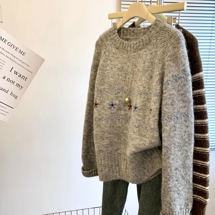 Athvotar Athvotar Horn Buckle Sweater Cardigan Women's Autumn And Winter Korean Loose Lazy Wind Embroidered Jakore Knitwear Coat