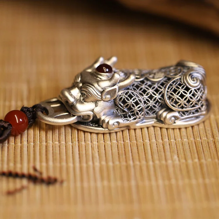 Thangka Buddha Silver Pixiu Wealth Pendant - Feng Shui Prosperity Charm
