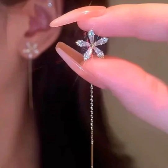 Shiny Diamond Flower Earring Tassel