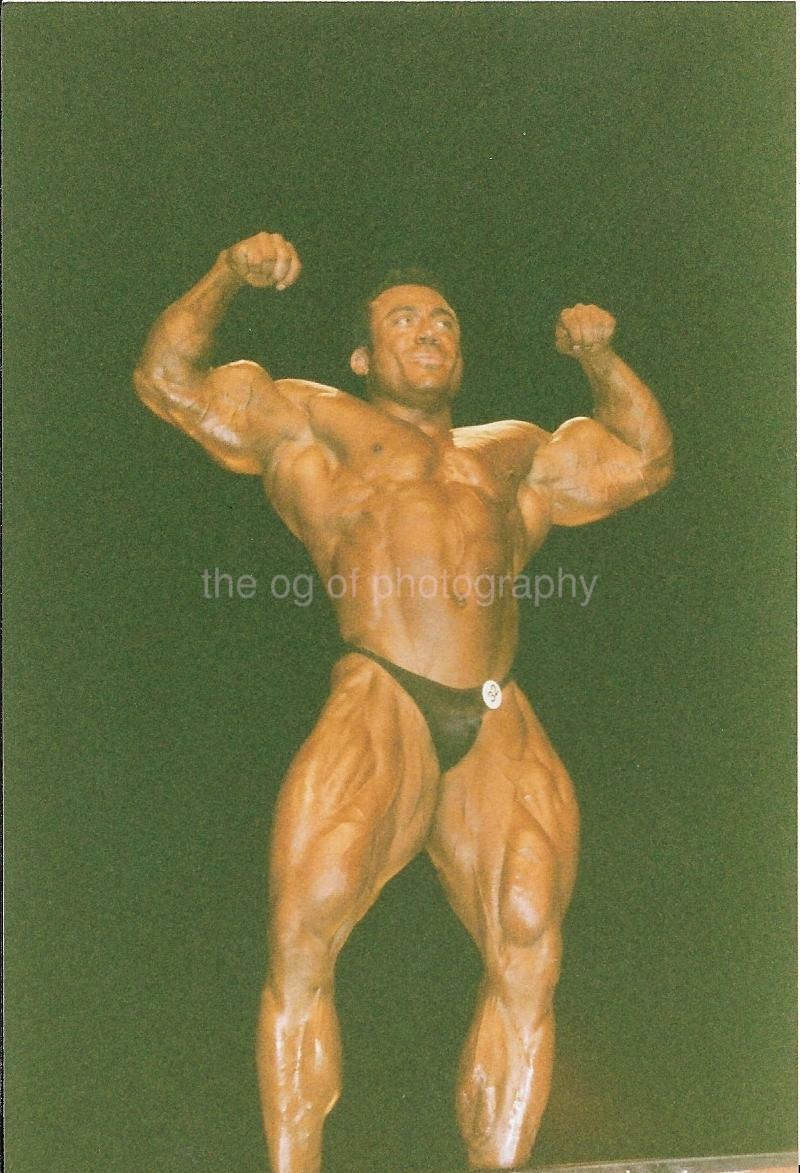 MUSCLE MAN Ironman Bodybuilder FOUND GENE MOZEE Photo Poster painting Original VINTAGE 07 18 R