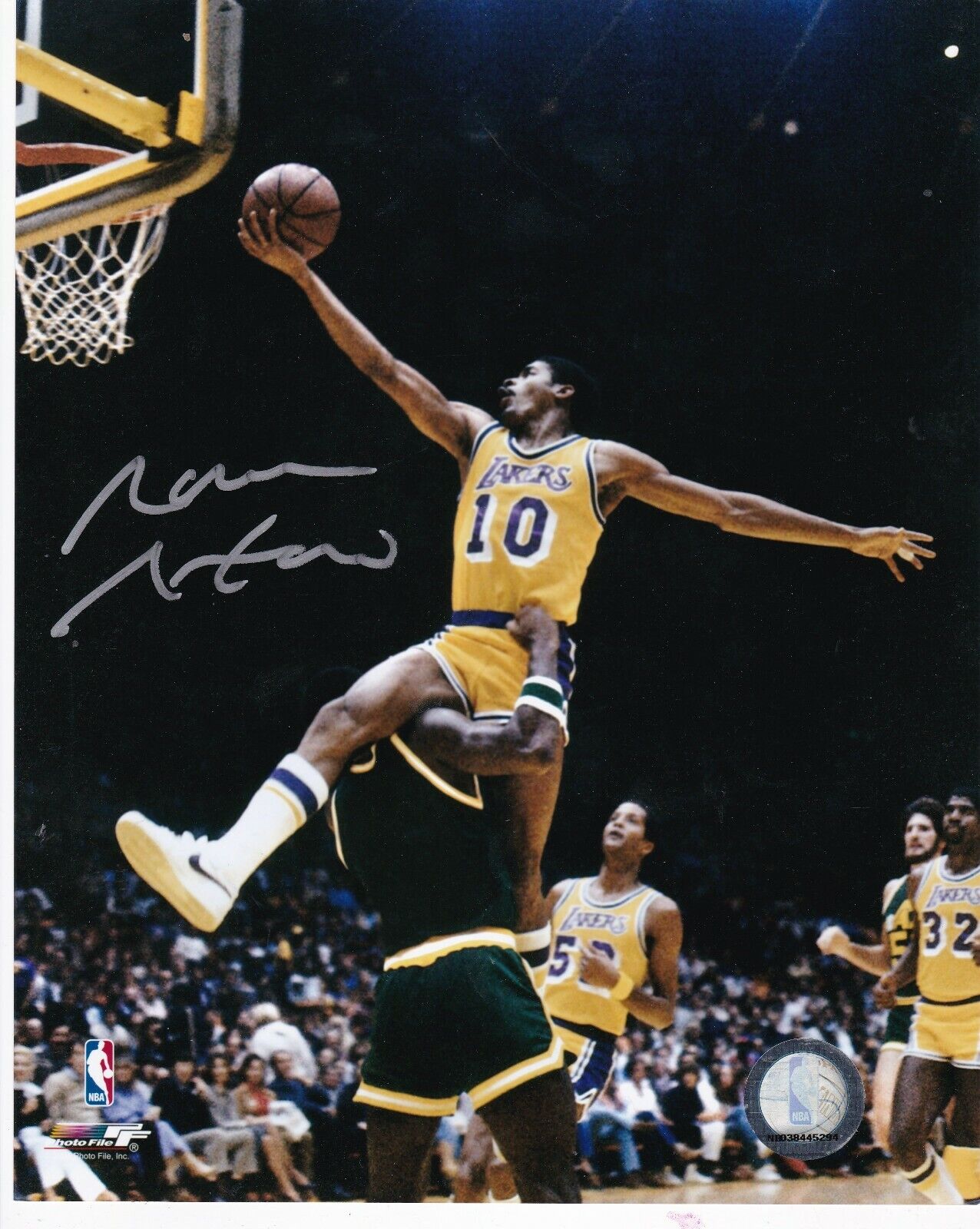 NORM NIXON LOS ANGELES LAKERS ACTION SIGNED 8x10