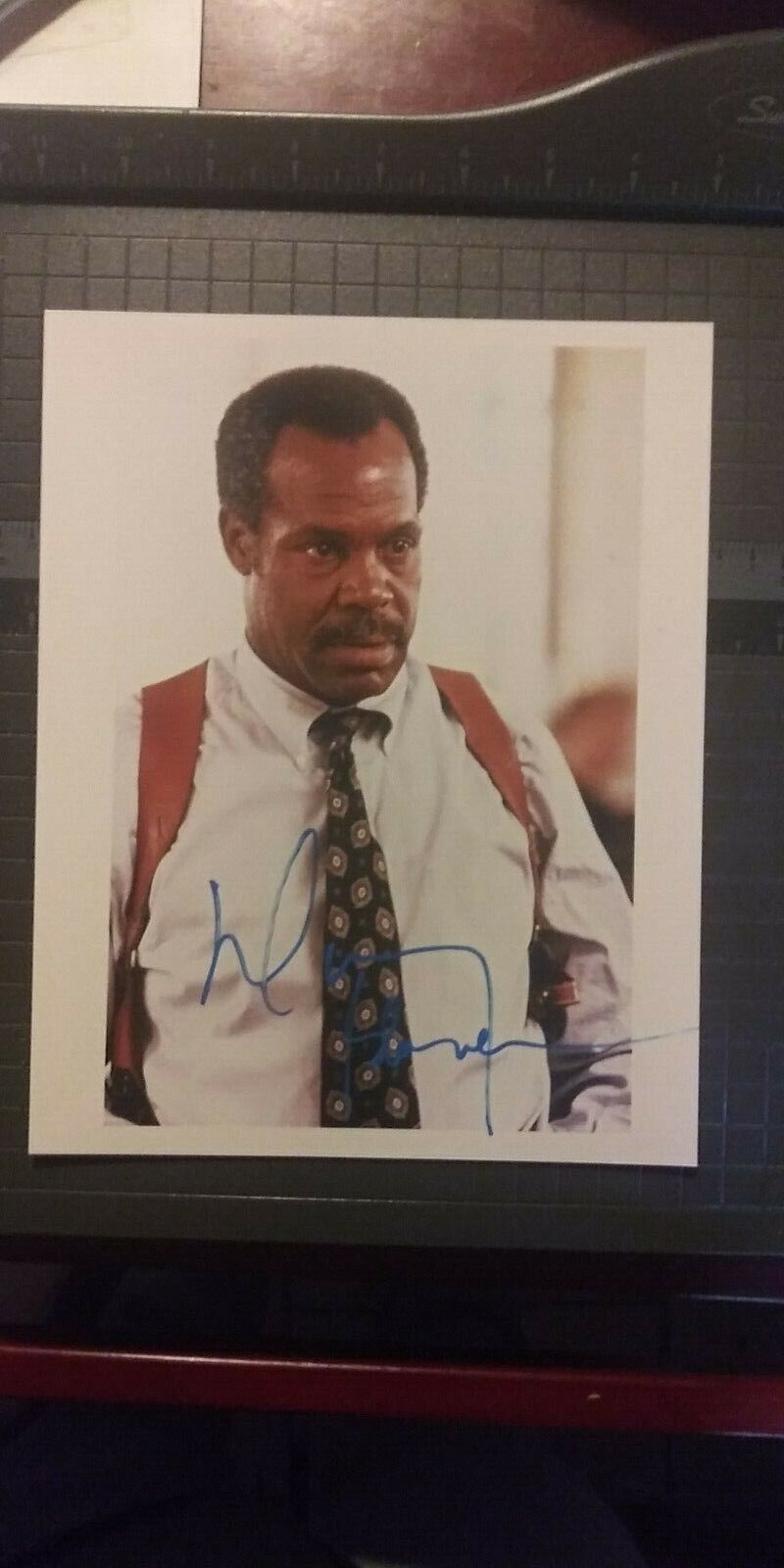 Danny Glover signed 8x10