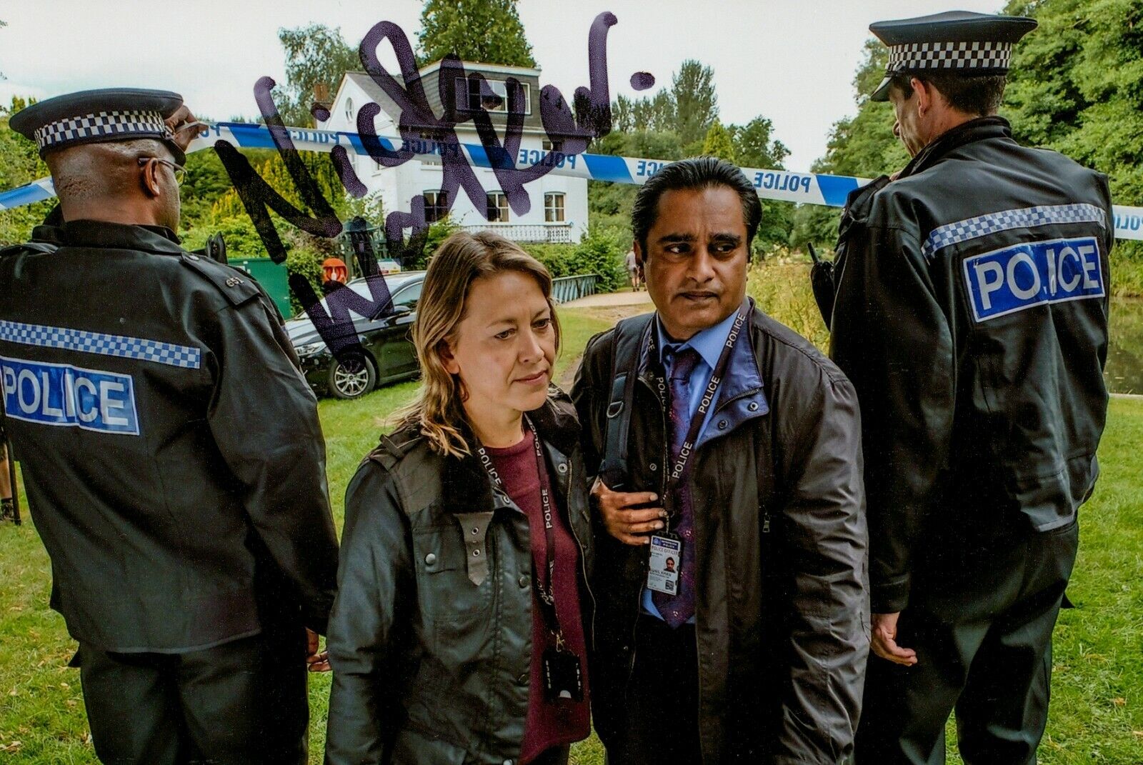 Nicola Walker Signed 6x4 Photo Poster painting DCI Cassie Stuart Unforgotten Autograph + COA