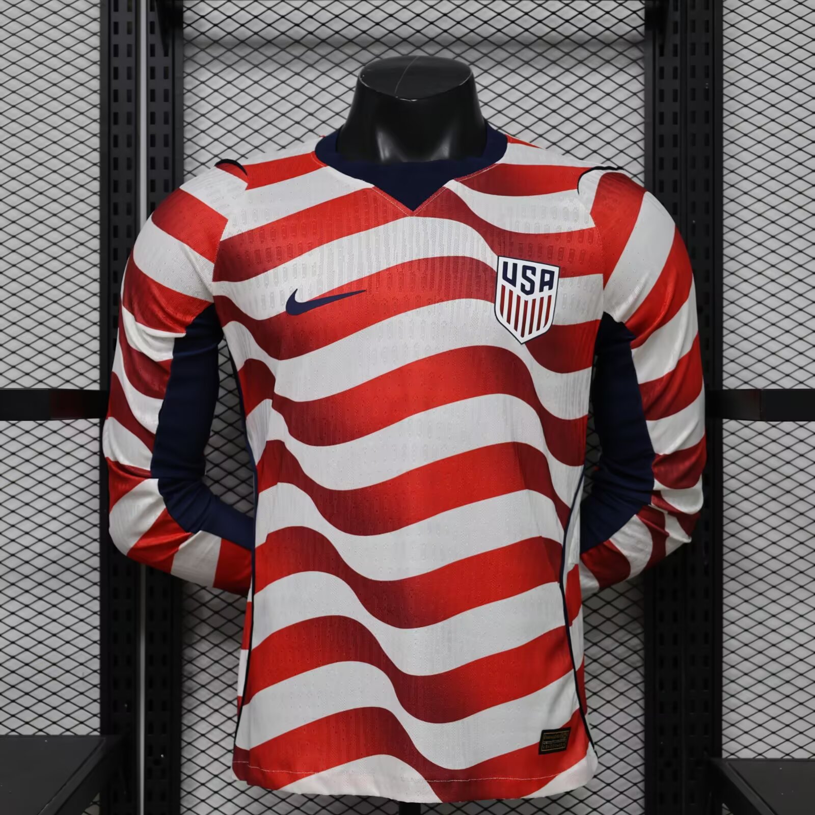 2026 Player Version Long Sleeves United States National Team Home Football Jersey（The player version jersey is a bit tight, please pay attention to the size selection）