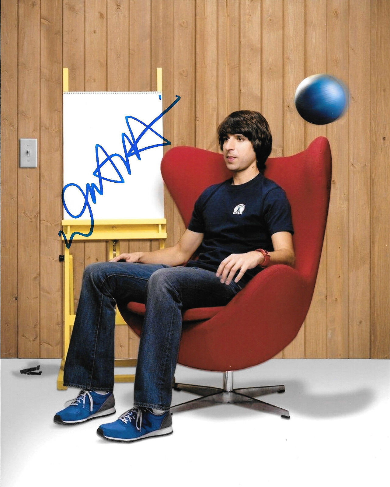 GFA Stand-up Comedian * DEMETRI MARTIN * Signed 8x10 Photo Poster painting D3 COA