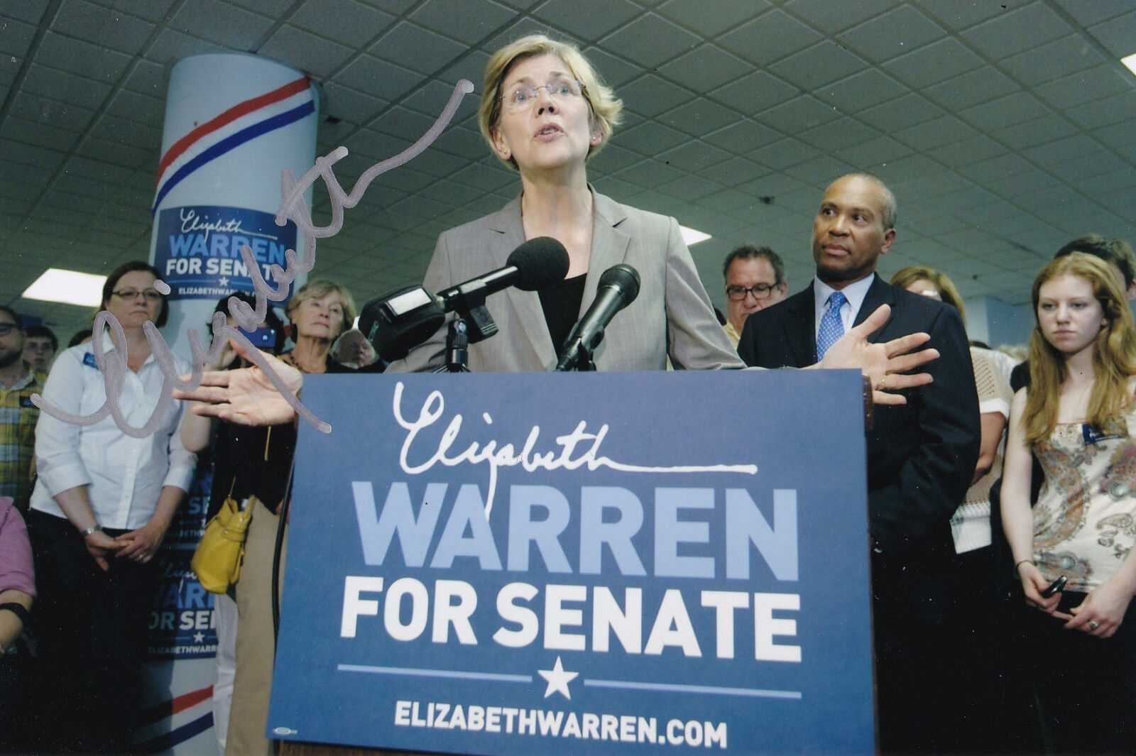 Elizabeth Warren Signed 4x6 Inch Photo Poster painting President Massachusetts Senator 2020