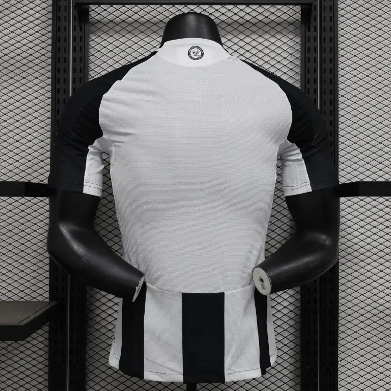 2024/2025 Player Version Newcastle United Home Soccer Jersey 1:1 Thai Quality