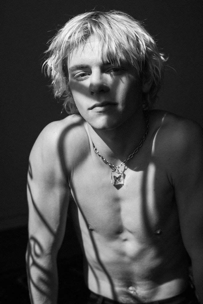 Ross Lynch 8x10 Picture Simply Stunning Photo Poster painting Gorgeous Celebrity #7