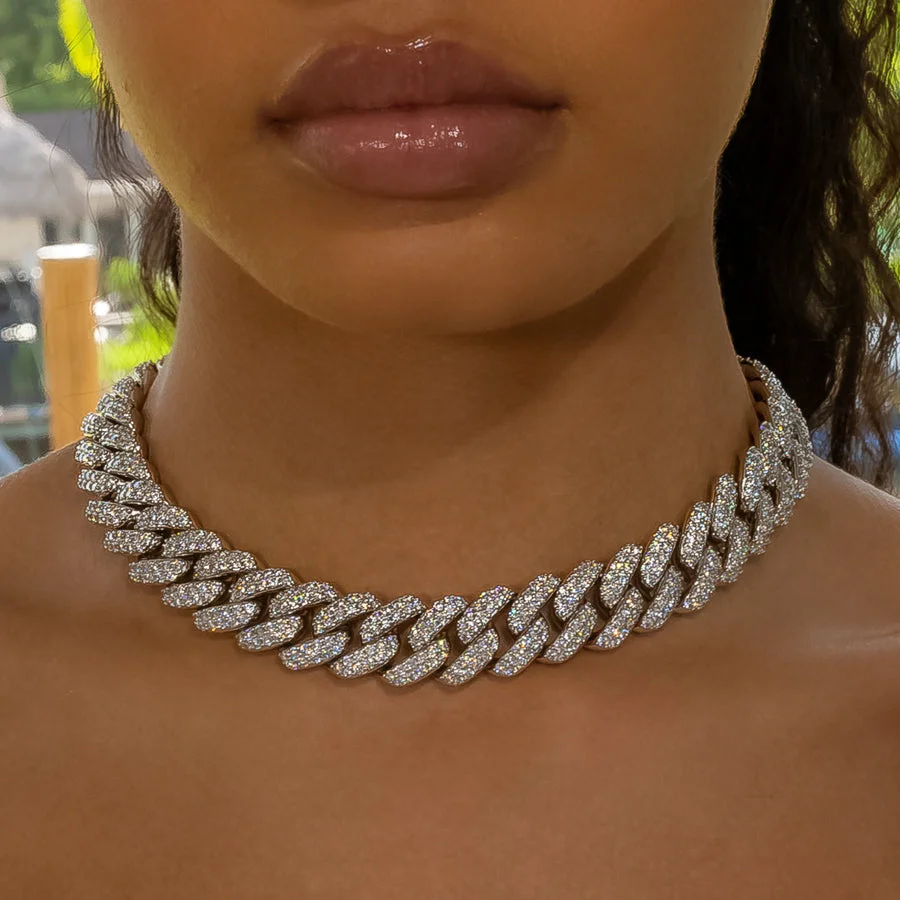 15MM Plated Cuban Bustdown Chain in Silver-VESSFUL