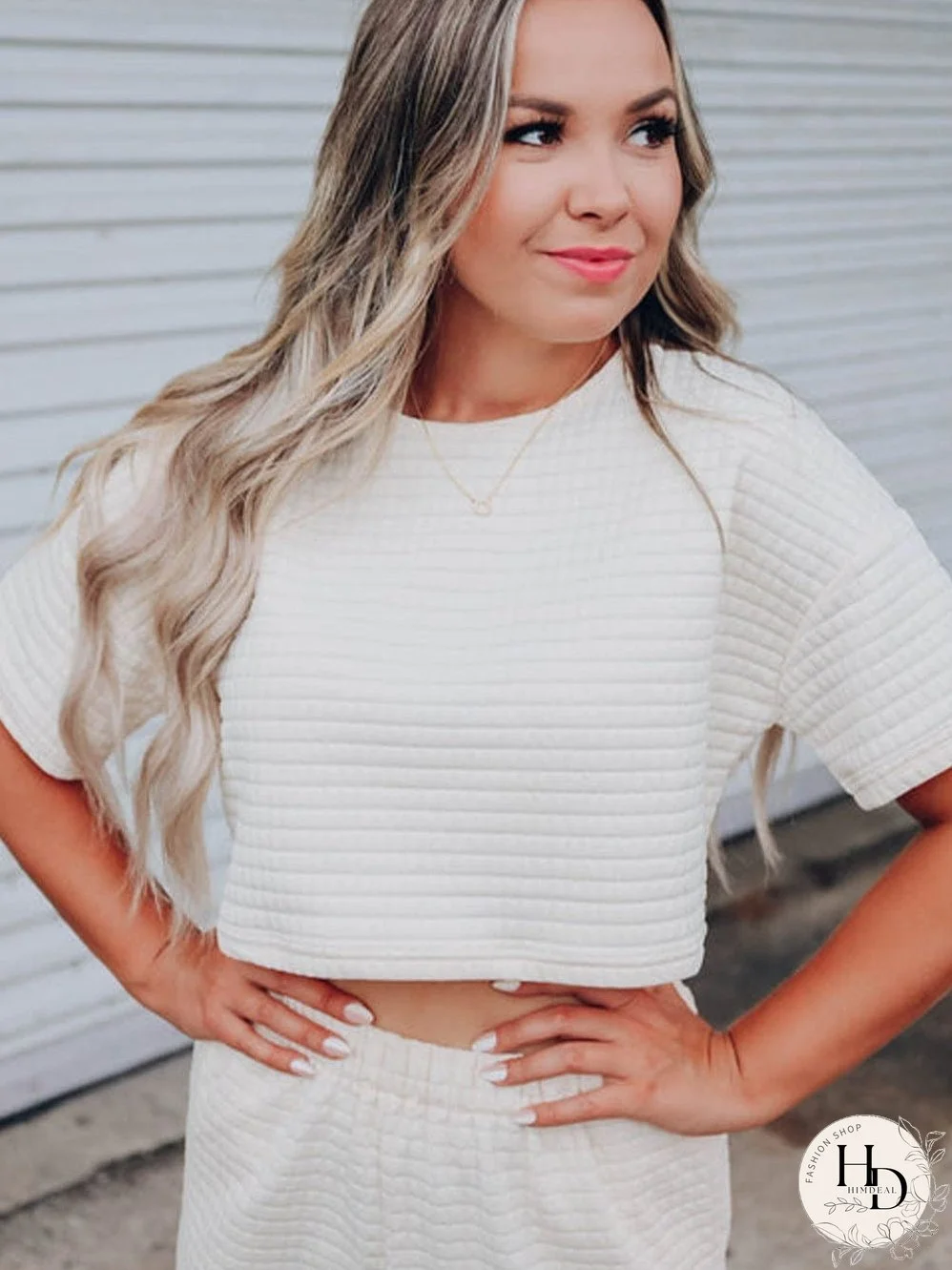 Chic White Textured Lattice Crop Top and Jogger Pants Ensemble