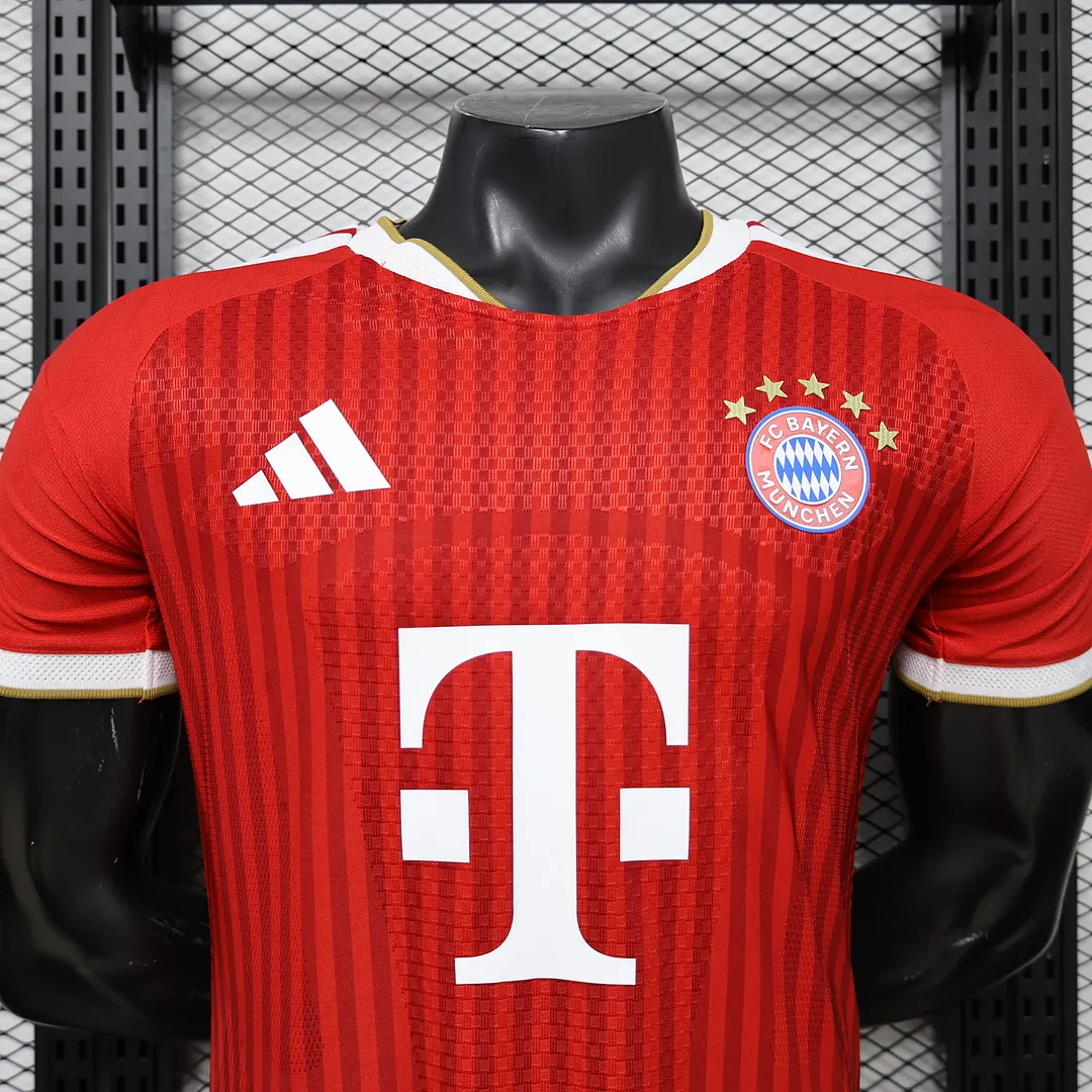 26/27 Bayern Munich Home Player Version Men Football T-Shirt Thai Quality
