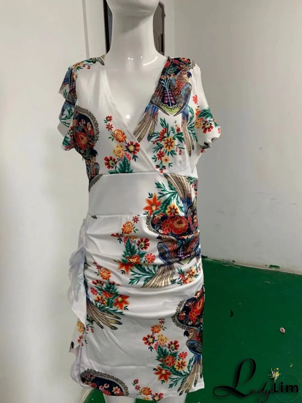 Summer Elegant Print Deep V Neck Ruffles Short Sleeve Midi Dress